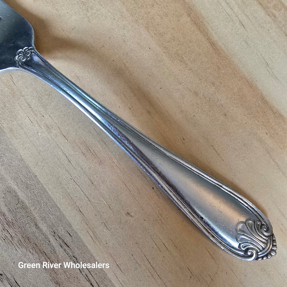 Northland Stainless Korea Dinner Fork Scroll Shell Pattern‎ 7.25 Inch Flatware